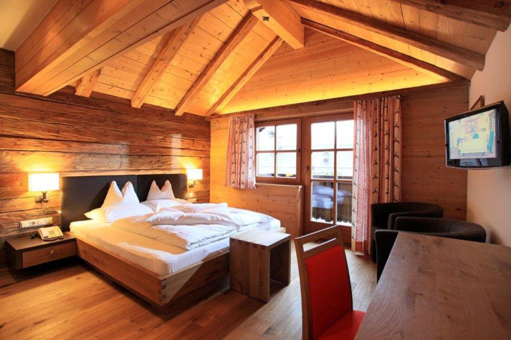 Hotel Kirchenwirt キルヒベルク・イン・チロル エクステリア 写真